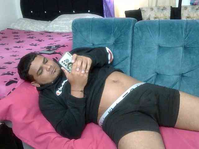 Modelo: curiousnasty