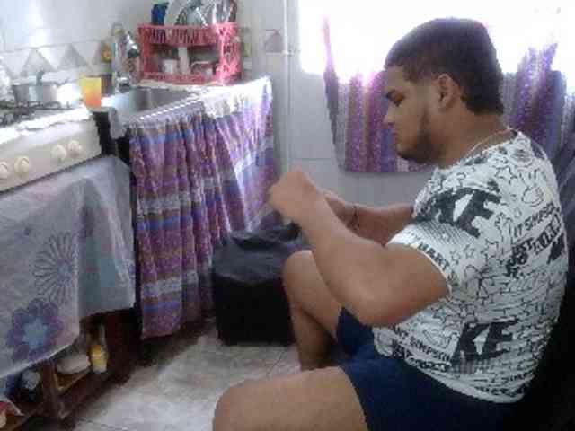 Modelo: curiousnasty
