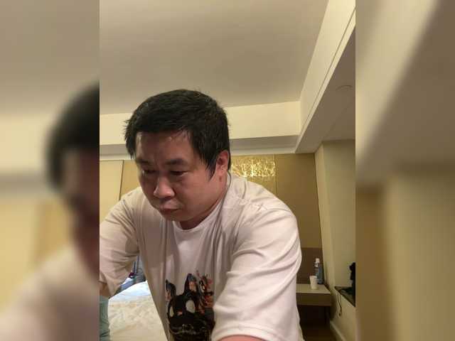 Cokezero1668's BongaCams show and profile