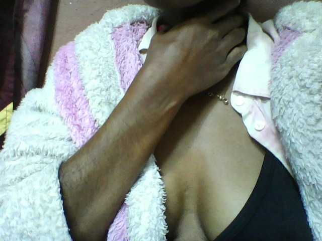 seths live cam on BongaCams