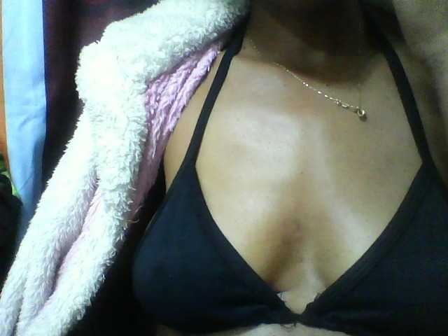seths live cam on BongaCams
