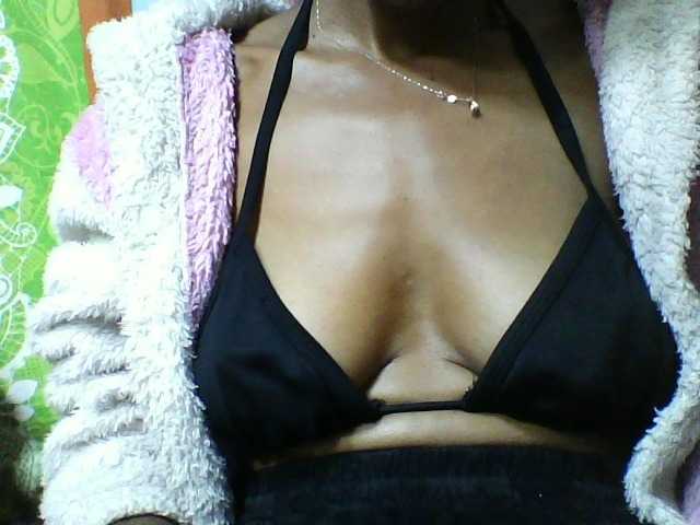 seths live cam on BongaCams