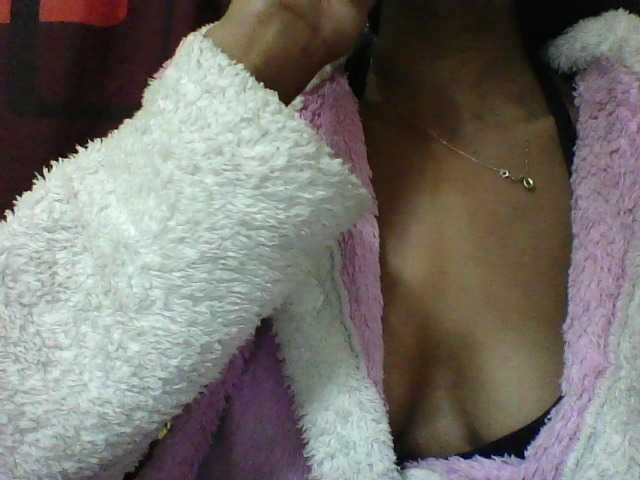 seths live cam on UnifiedCams