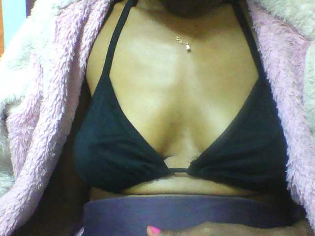 seths live cam on BongaCams