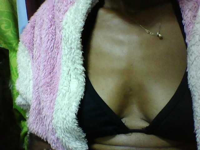 seths live cam on BongaCams
