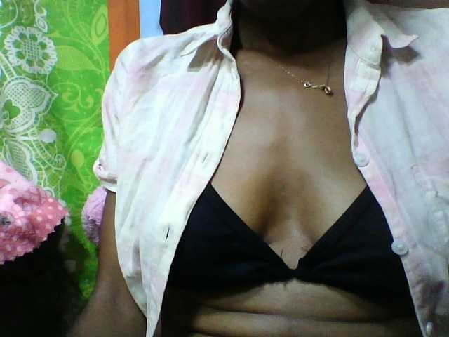 seths live cam on BongaCams