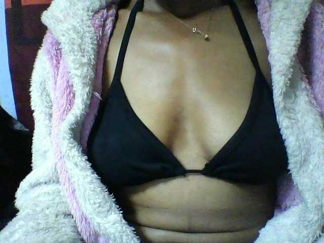 seths live cam on UnifiedCams