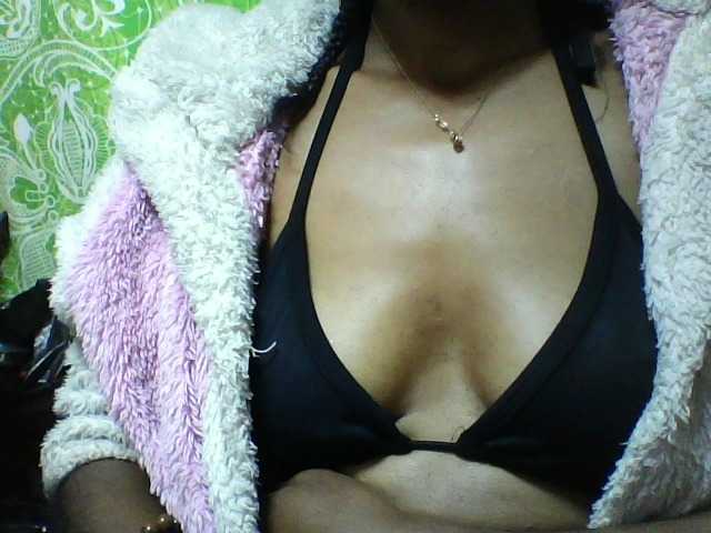 seths live cam on BongaCams
