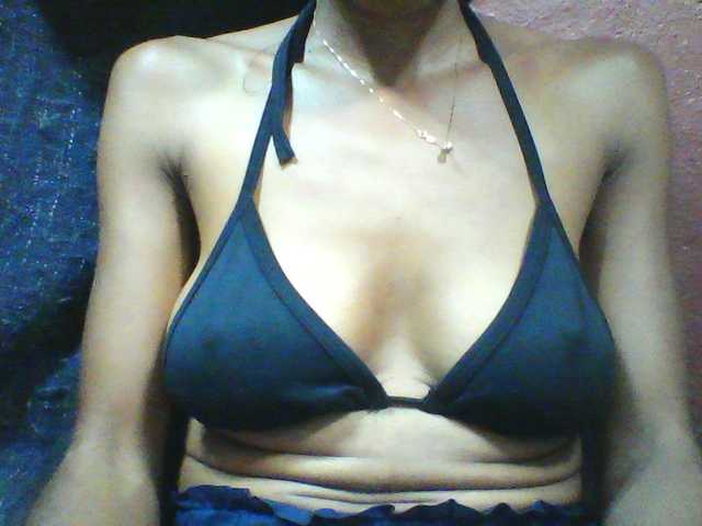 le modèle seths est en webcam porno dans un show sur le site bongacams, il possède les tags suivants: Ebony,Brunette,Shaved
