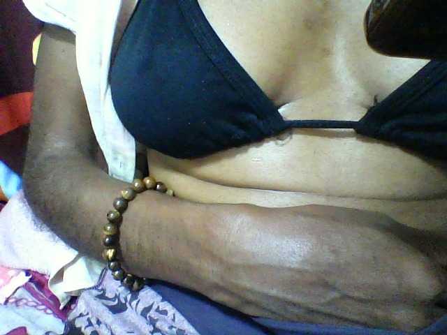 seths live cam on BongaCams