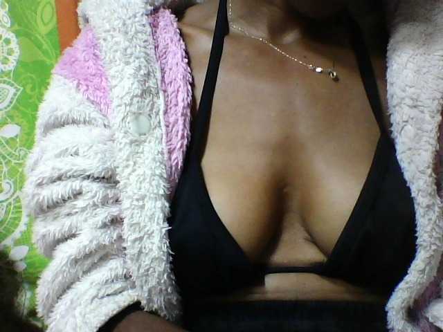 seths live cam on BongaCams