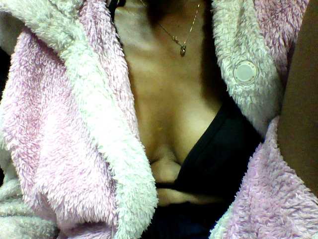 le modèle seths est en webcam porno dans un show sur le site bongacams, il possède les tags suivants: Ebony,Brunette,Shaved