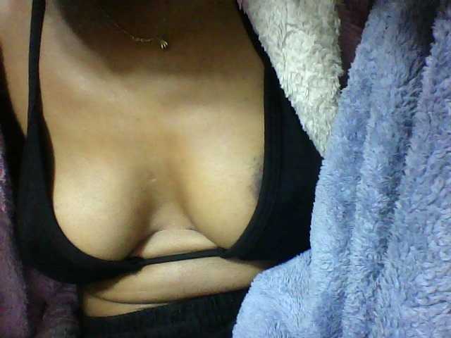 seths live cam on UnifiedCams
