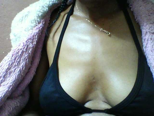 seths live cam on BongaCams