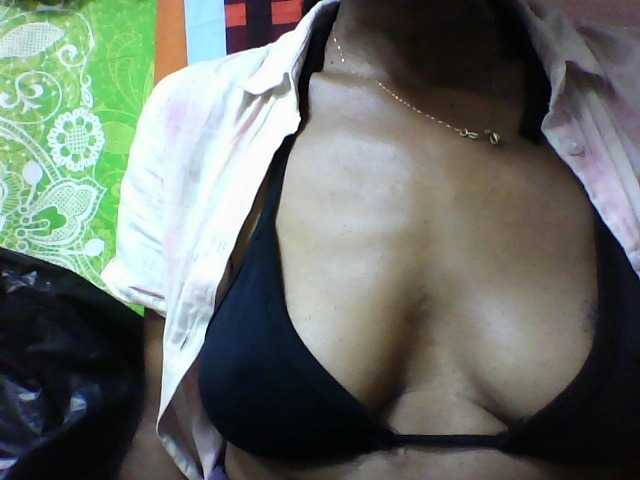 seths live cam on BongaCams