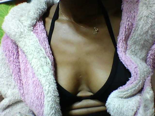 seths live cam on BongaCams