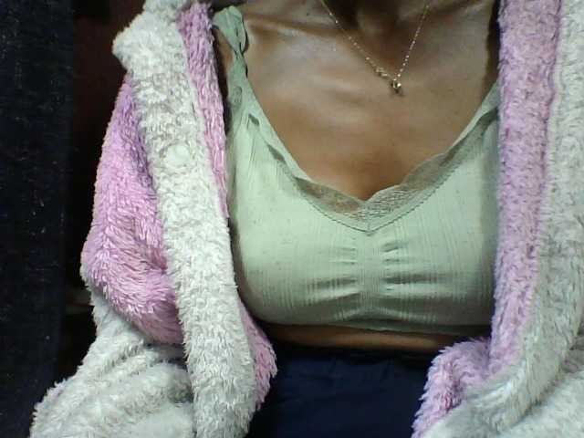 seths live cam on BongaCams