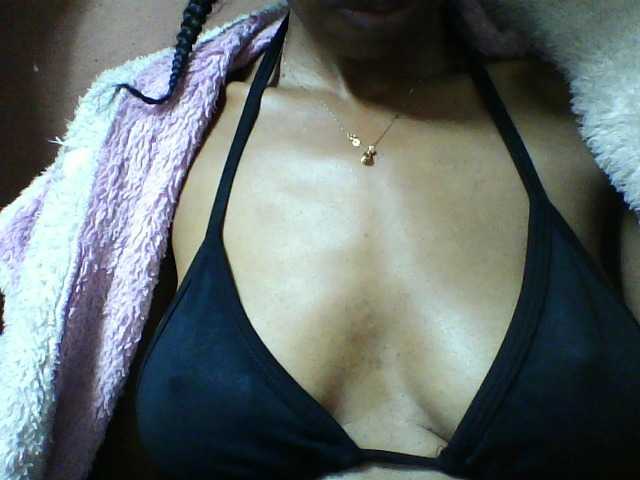 seths live cam on BongaCams