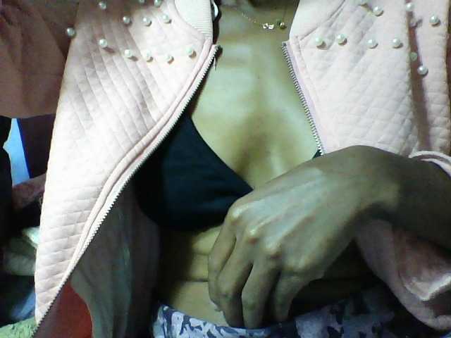 seths live cam on BongaCams