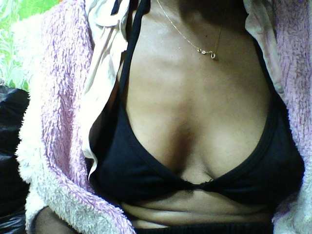 seths live cam on BongaCams