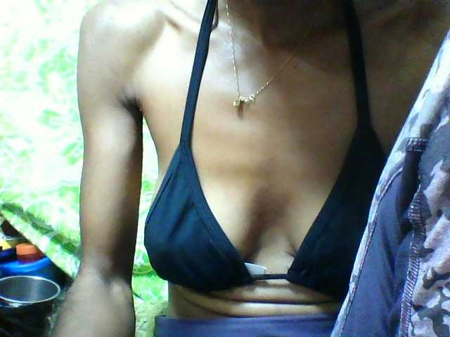 seths live cam on BongaCams
