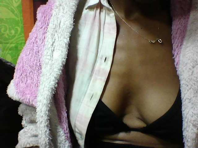 seths live cam on BongaCams