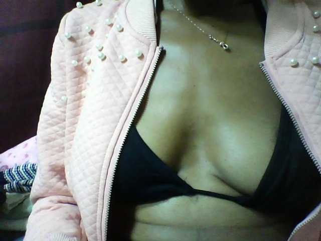 seths live cam on BongaCams