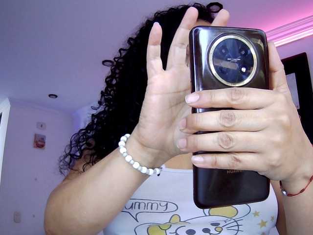Samyhota webcam bongacams model stream image