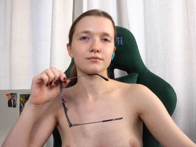 mariaro, en directo ahora en BongaCams