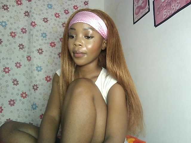 YumTam live cam on BongaCams