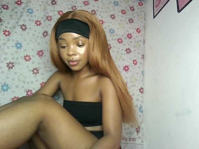 YumTam live webcam show