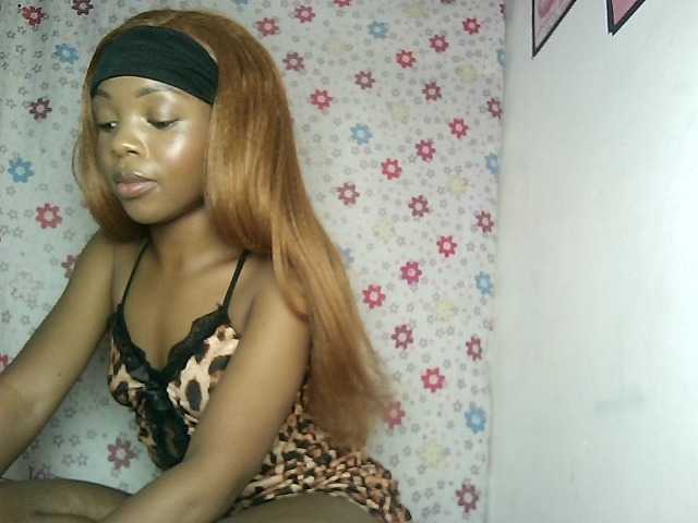 YumTam live webcam show
