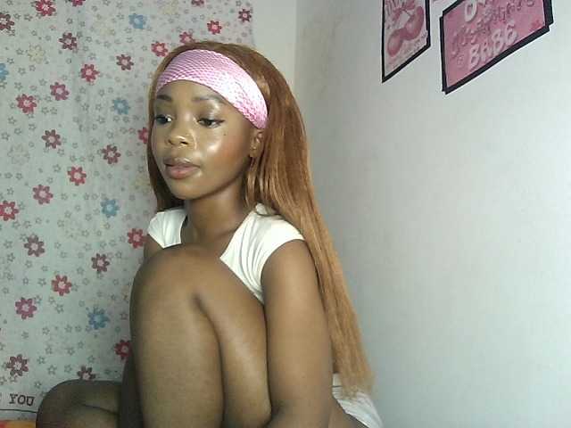 YumTam live cam on BongaCams