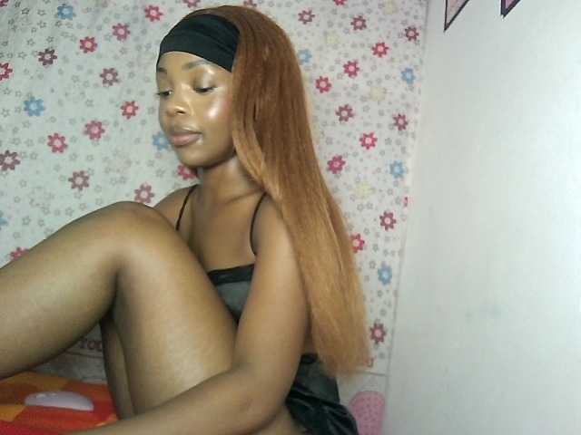 YumTam live webcam show