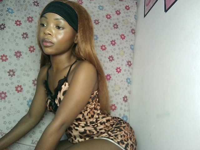 YumTam live cam on BongaCams
