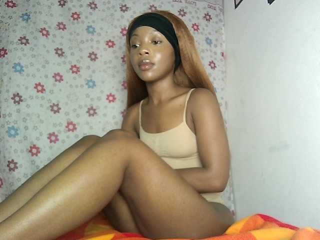 YumTam live webcam show