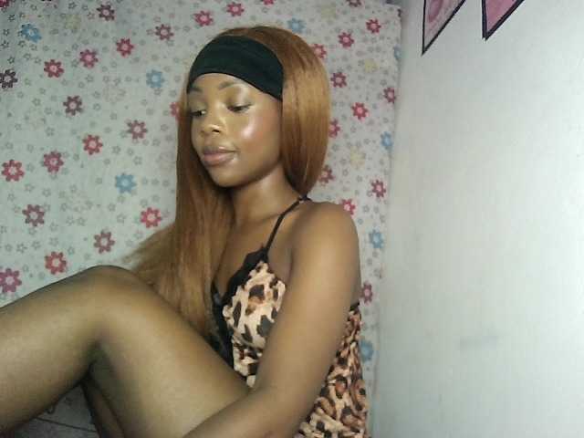 YumTam live cam on BongaCams