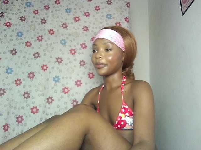 YumTam live cam on BongaCams