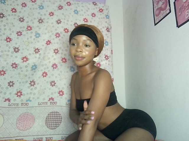 YumTam live cam on BongaCams