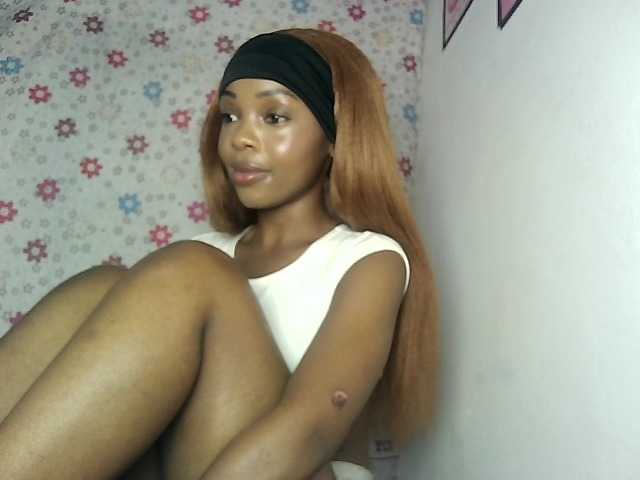YumTam live cam on BongaCams
