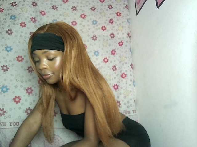 YumTam live webcam show