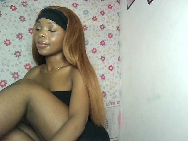 YumTam live webcam show