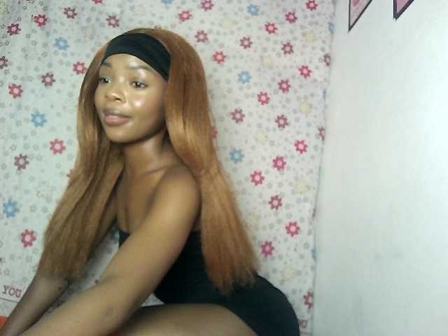 YumTam live cam on 