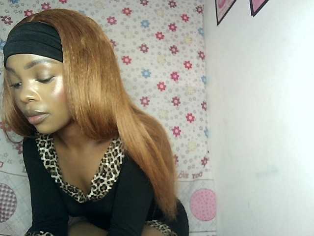 YumTam live webcam show