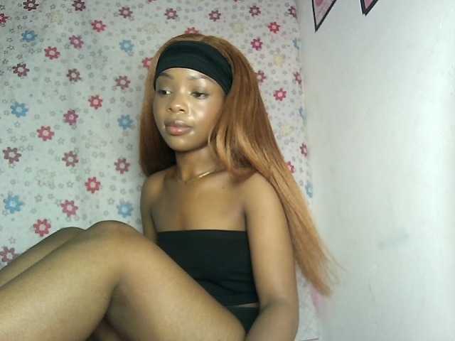 YumTam live webcam show
