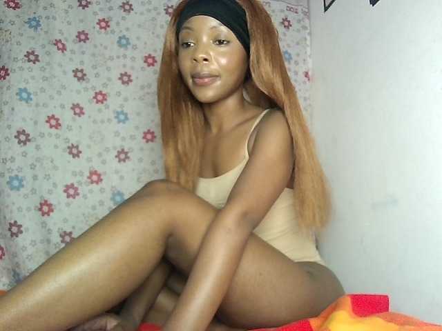 YumTam live webcam show