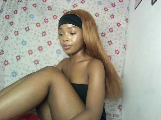 YumTam live cam on 