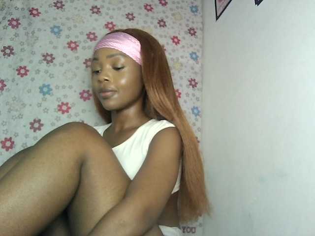 YumTam live cam on BongaCams