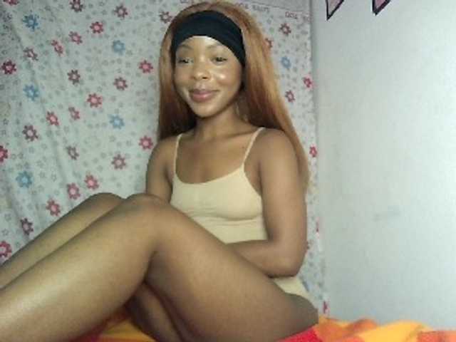 YumTam live webcam show