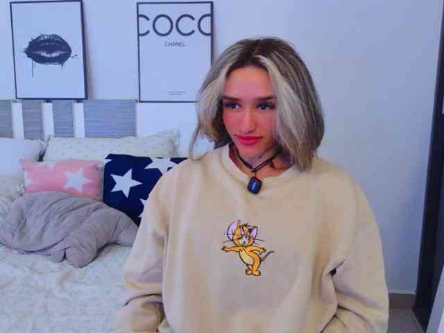sofiaborton webcam